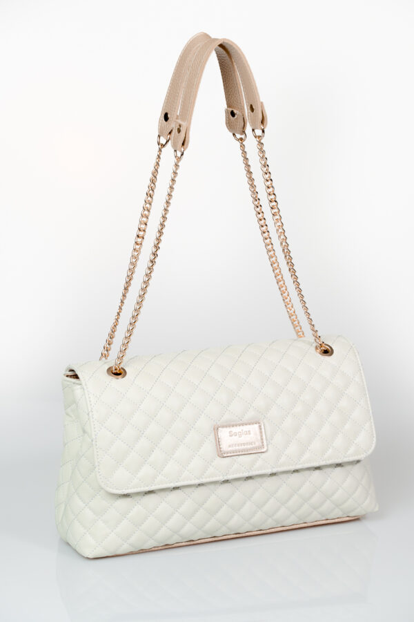 Sagias Edwina (code:0126)