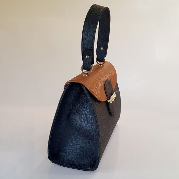 Sagias Ovidia (code:0131-1) - Image 3